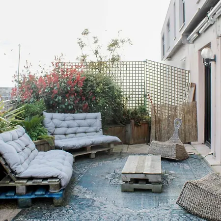 Spacious 120 M Family Nest In 18th Appartamento Parigi